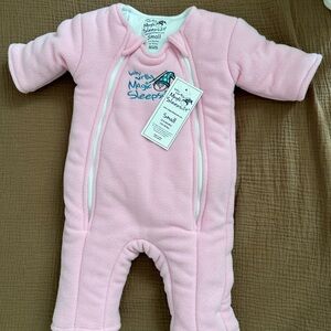 Magic Merlin sleepsuit pink